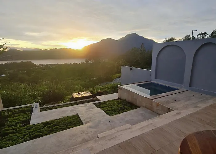 The Jungle Sunrise Private And Jacuzzi Kubupenlokan
