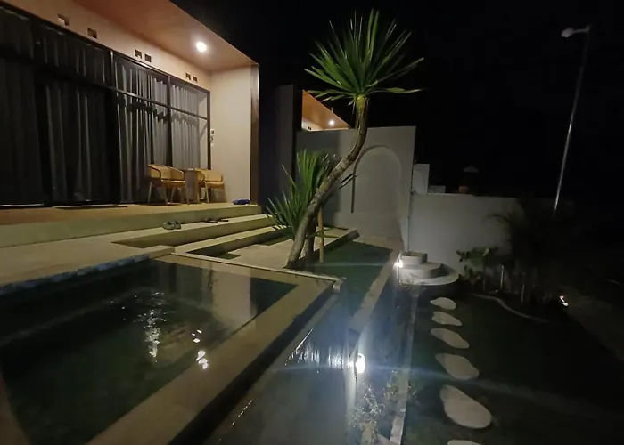 The Jungle Sunrise Private And Jacuzzi Frühstückspension Kubupenlokan